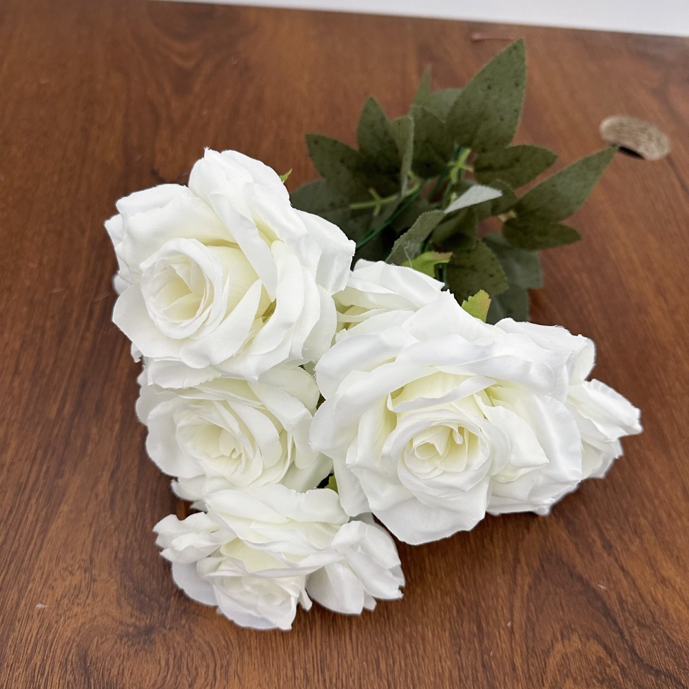 Bellissimo bouquet di rose a 9 - Baby Nursery Vintage recensione e prezzo