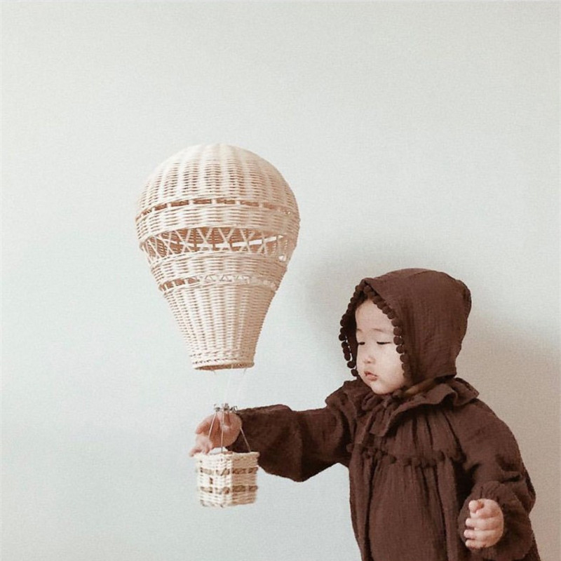 Lampadario a Mongolfiera LED p - Baby Nursery Hot Air Balloon recensione e prezzo